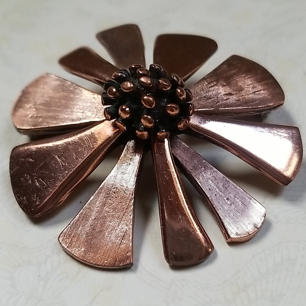 Vintage Matisse RENOIR Copper Flower Brooch - Picture 8 of 9